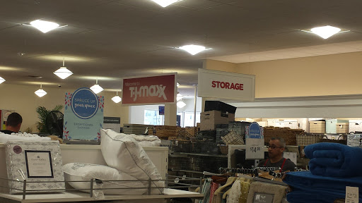 Department Store «T.J. Maxx & HomeGoods», reviews and photos, 2314 Remi Dr, Melbourne, FL 32940, USA
