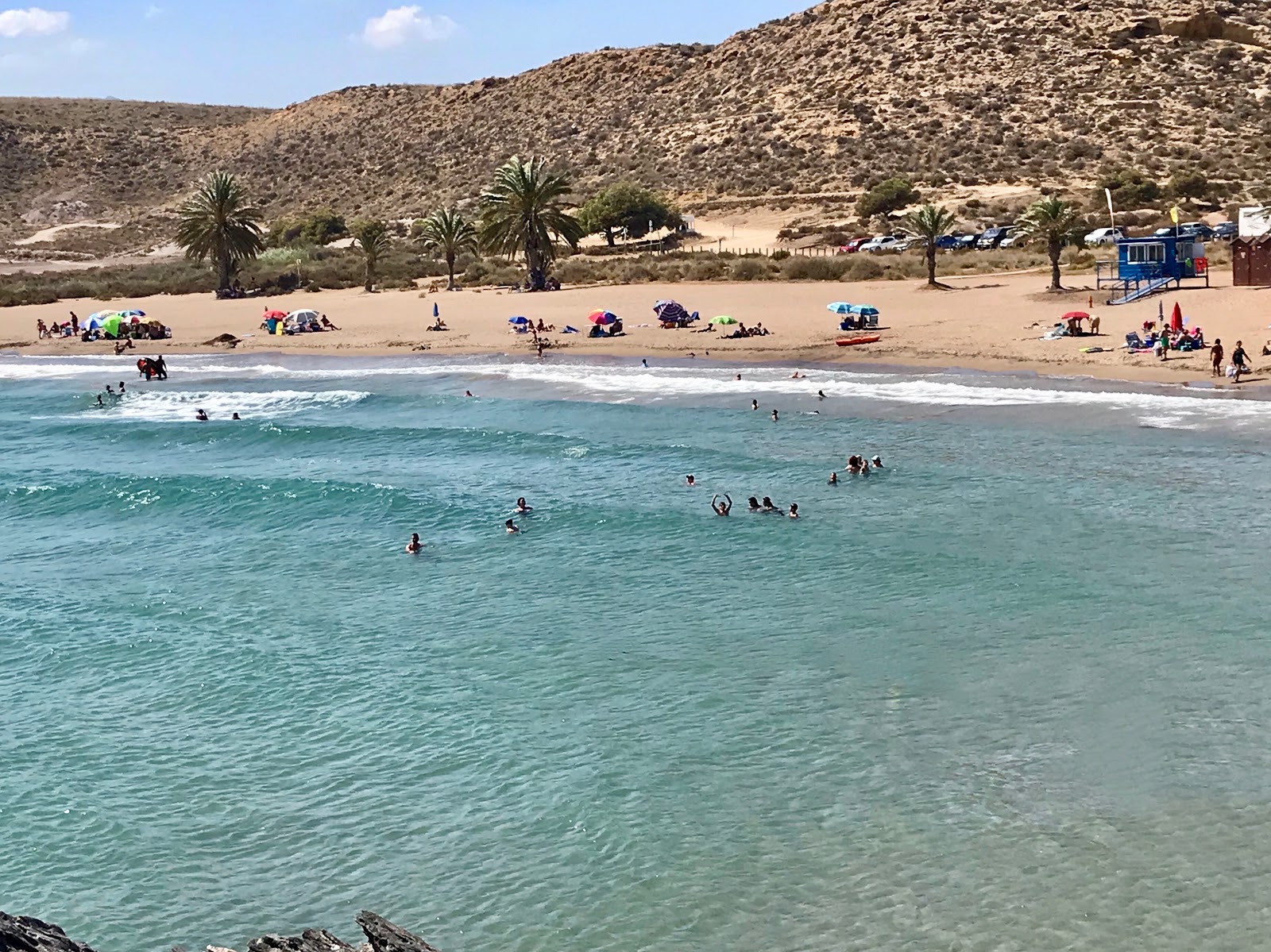 Percheles Plajı'in fotoğrafı - rahatlamayı sevenler arasında popüler bir yer