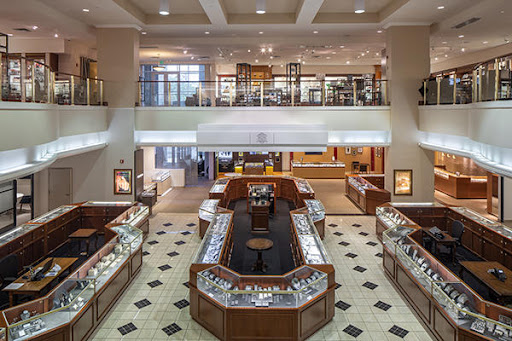 Jewelry Store «Radcliffe Jewelers», reviews and photos, 1848 Reisterstown Rd, Pikesville, MD 21208, USA