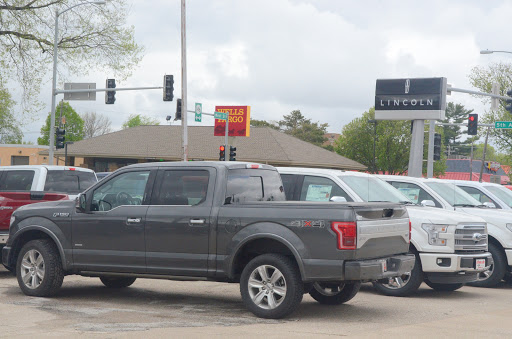 Used Car Dealer «Steve Link Ford Lincoln Inc.», reviews and photos, 916 West St, Grinnell, IA 50112, USA