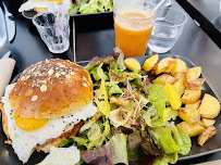 Plats et boissons du Restaurant brunch Poppy Paris - n°3