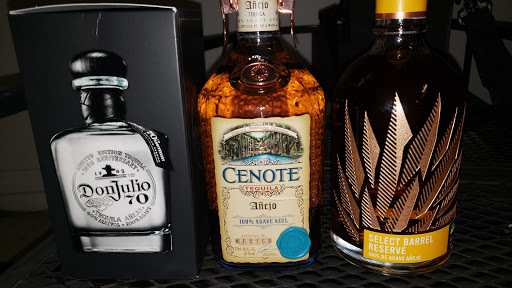 Liquor Store «Knightly Spirits of Orange Blossom Trail», reviews and photos, 12975 S Orange Blossom Trail, Orlando, FL 32837, USA