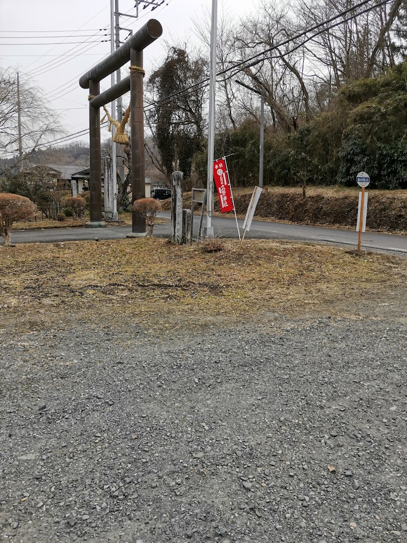 立野神社 駐車場