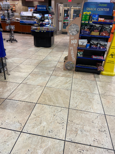 Convenience Store «Royal Farms», reviews and photos, 25220 Lankford Hwy, Onley, VA 23418, USA