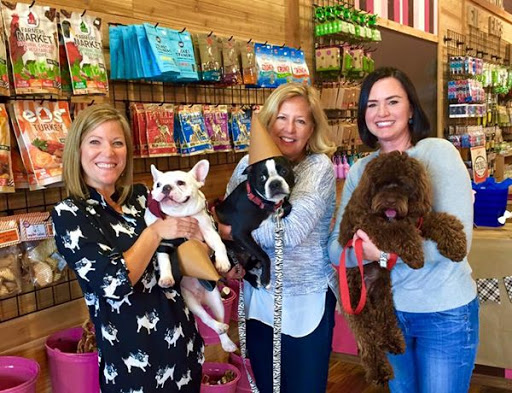 Pet Groomer «Woof Gang Bakery Rockwall», reviews and photos, 832 Steger Towne Rd, Rockwall, TX 75032, USA