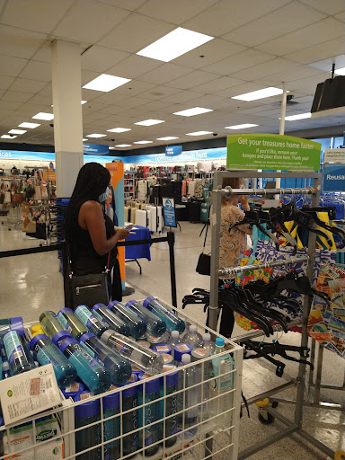 Clothing Store «Ross Dress for Less», reviews and photos, 4032 Grand Ave, Chino, CA 91710, USA