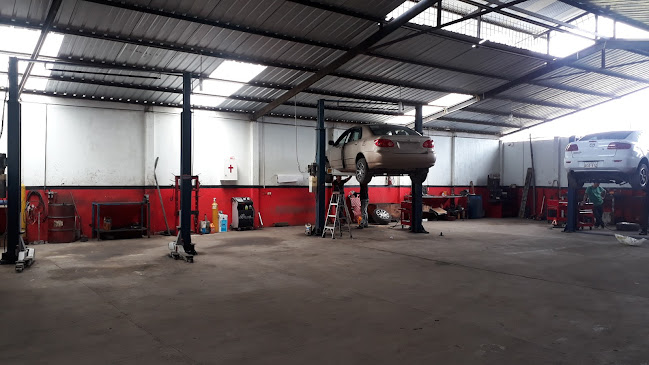 Opiniones de Automotriz Delgado Motors en Santa Rosa - Taller de reparación de automóviles