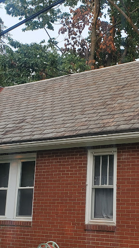 Roofing Contractor «EAS Roofing», reviews and photos, 1049 William Flinn Hwy, Glenshaw, PA 15116, USA