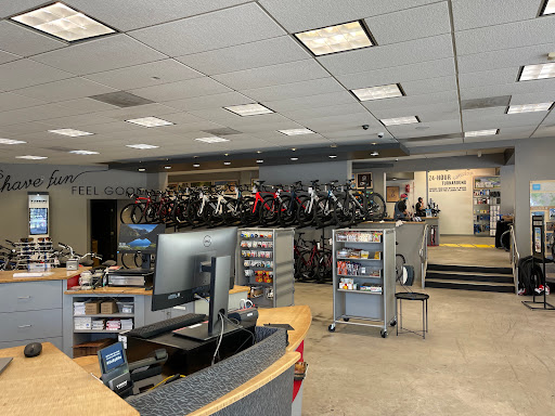 Bicycle Store «Spokes Etc.», reviews and photos, 1545 N Quaker Ln, Alexandria, VA 22302, USA