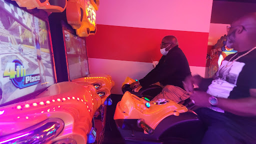 Bowling Alley «AMF Price Lanes Bowling», reviews and photos, 3215 Kirkwood Hwy, Wilmington, DE 19808, USA