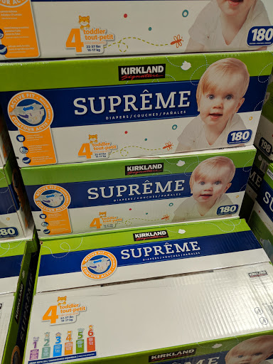 Shopping Mall «Argyle Square Shopping Center», reviews and photos, 8315 SW Jack Burns Blvd, Wilsonville, OR 97070, USA