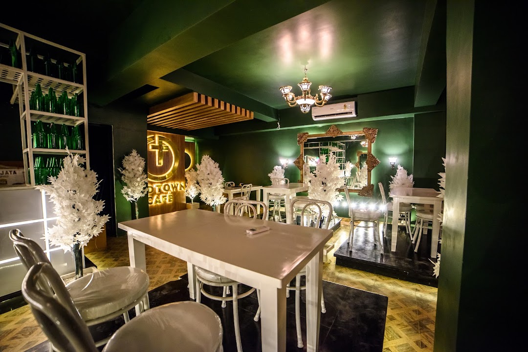 OLD TOWN CAFE