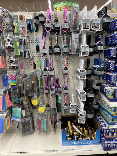 Dollar Store «Dollar Tree», reviews and photos, 1700 Sullivan Trail #1a, Easton, PA 18040, USA