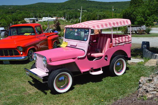 Auto Body Shop «Center Line Auto Body», reviews and photos, 3824 Gravois Rd, House Springs, MO 63051, USA