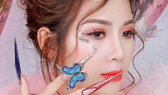 LA Nails & Hair 08628