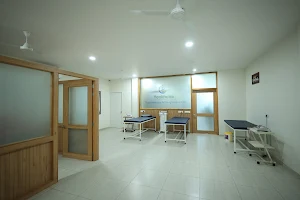 Healthcare Physiotherapy & Weightloss Clinic image