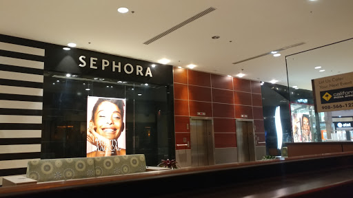 Cosmetics Store «SEPHORA», reviews and photos, 400 Commons Way #141, Bridgewater, NJ 08807, USA