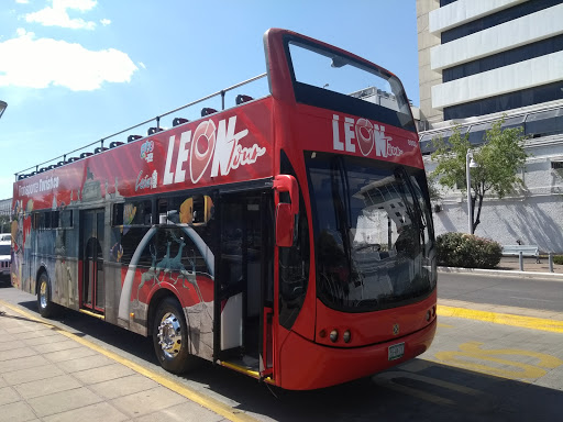 León Tour