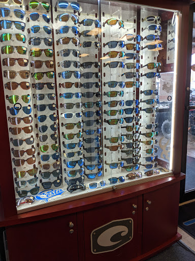 Sporting Goods Store «McDuffie Marine & Sporting Goods Inc», reviews and photos, 1866 W US Hwy 90, Lake City, FL 32055, USA