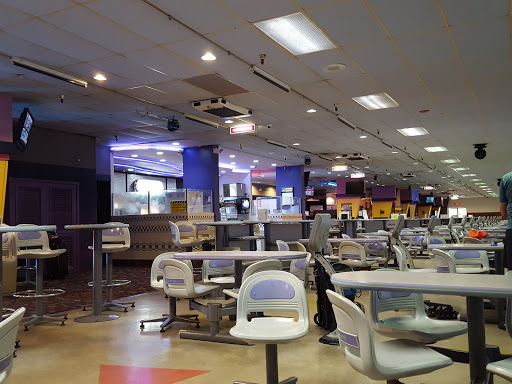 Bowling Alley «Pin Chasers Veterans», reviews and photos, 5555 W Hillsborough Ave, Tampa, FL 33634, USA