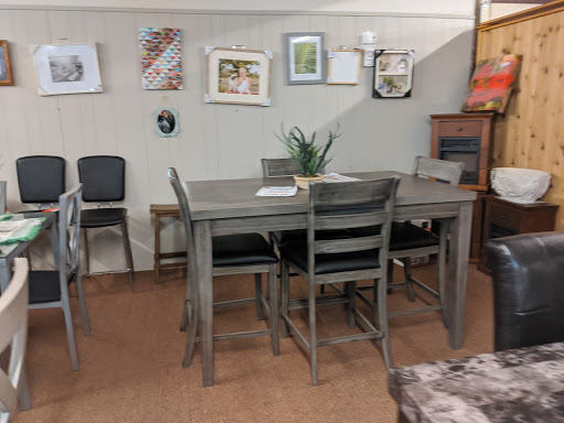 Warehouse store «Crazy Apes Discount Warehouse», reviews and photos, 2109 US-8, St Croix Falls, WI 54024, USA