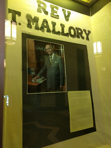 Post Office «United States Postal Service», reviews and photos, 135 Grand St, Waterbury, CT 06702, USA