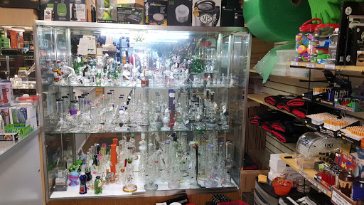 Tobacco Shop «Euphoria Cigar and Hookah Lounge», reviews and photos, 1565 Black Rock Turnpike, Fairfield, CT 06825, USA