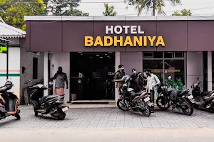 Hotel Badhaniya image