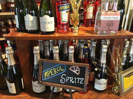 Wine Store «Bin 201», reviews and photos, 201 Harker Pl, Annapolis, MD 21401, USA