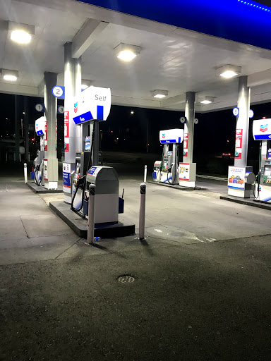 Gas Station «Chevron», reviews and photos, 1772 S 72nd St, Tacoma, WA 98408, USA