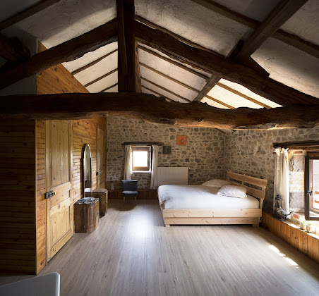 Photos du propriétaire Lodge il fut un temps ... 42430 Saint-Marcel-d'Urfé