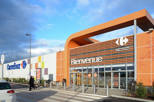 Centre commercial Centre commercial Carrefour Salaise-sur-Sanne Salaise-sur-Sanne