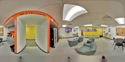 Used Car Dealer «CARite of Madison Heights», reviews and photos, 101 W 14 Mile Rd, Madison Heights, MI 48071, USA