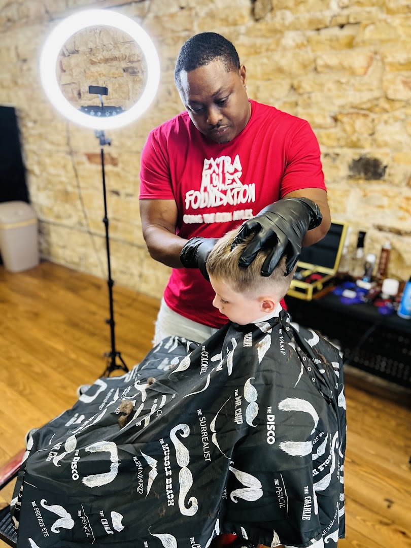 J MYLES BARBERSHOP AND SCALP MICRO PIGMENTATION