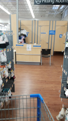 Discount Store «Walmart», reviews and photos, 8745 Branch Ave, Clinton, MD 20735, USA