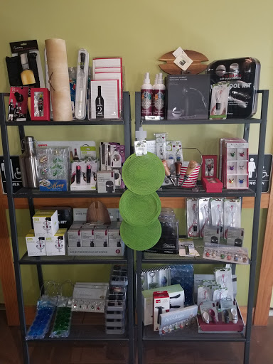 Wine Store «House Wine», reviews and photos, 644 High St, Columbus, OH 43085, USA