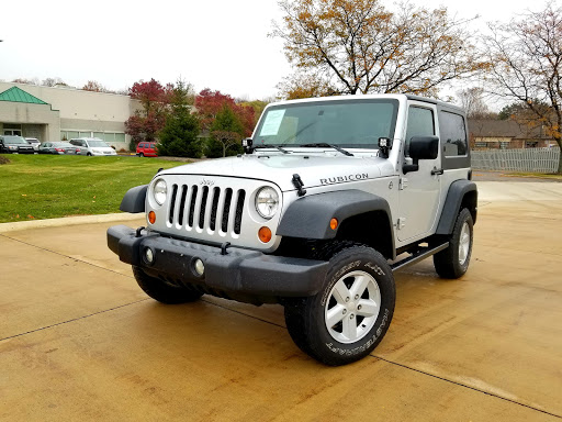 Car Dealer «Pure Automotive», reviews and photos, 4509 Renaissance Pkwy, Warrensville Heights, OH 44128, USA