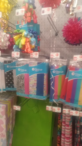 Dollar Store «FAMILY DOLLAR», reviews and photos, 1313 N Lewis Ave, Waukegan, IL 60085, USA