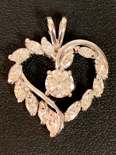 Jewelry Store «J & L Jewelry», reviews and photos, 1823 Ximeno Ave, Long Beach, CA 90815, USA