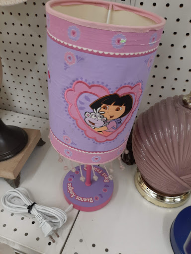 Thrift Store «TC Resale & Donation Thrift Store», reviews and photos, 5050 SE 82nd Ave, Portland, OR 97266, USA