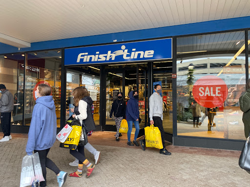 Shopping Mall «Westfield Old Orchard», reviews and photos, 4905 Old Orchard Shopping Center, Skokie, IL 60077, USA