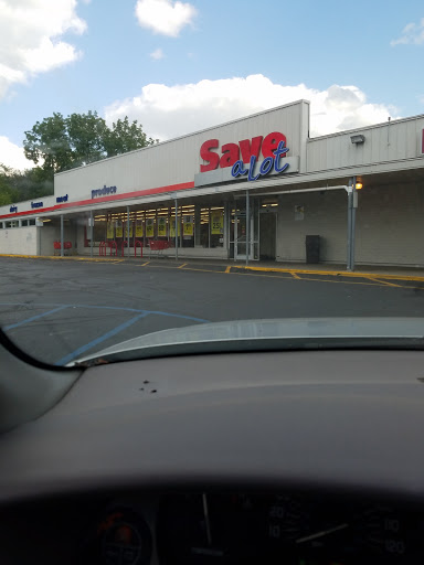 Grocery Store «Save-A-Lot», reviews and photos, 1703 Airport Hwy, Toledo, OH 43609, USA