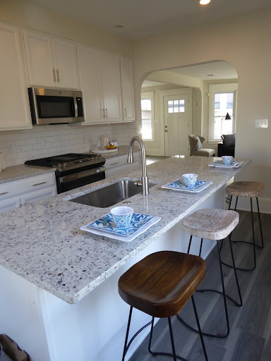 Real Estate Agents «Progressive Urban Real Estate», reviews and photos