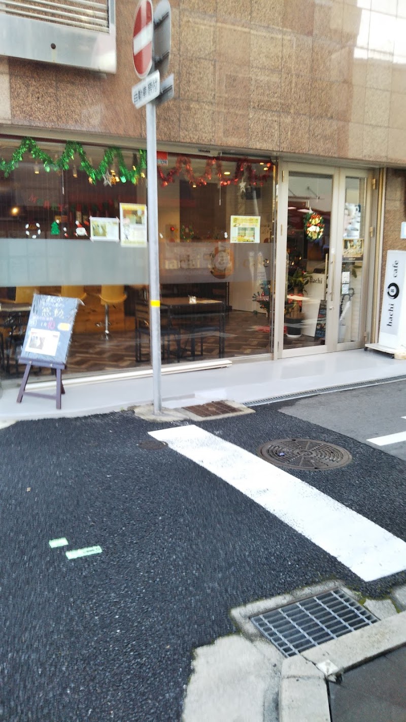 hachi 8 cafe (ハチカフェ）食パン専門店