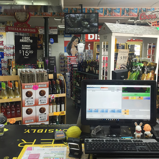Liquor Store «Discount Liquor», reviews and photos, 250 Meriden Rd, Waterbury, CT 06705, USA