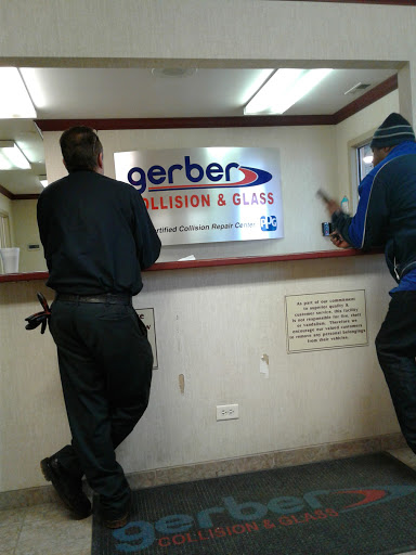 Auto Body Shop «Gerber Collision & Glass», reviews and photos, 16100 Suntone Dr, South Holland, IL 60473, USA