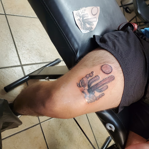 Tattoo Shop «Valley Ink Tattoo Studio», reviews and photos, 514 N Cage Blvd, Pharr, TX 78577, USA