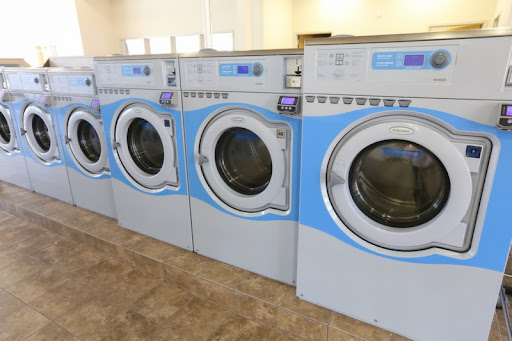 Laundromat «The Laundry Place Deluxe Laundromat», reviews and photos, 1475 University Ave W, St Paul, MN 55104, USA