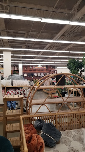 Furniture Store «Cost Plus World Market», reviews and photos, 1725 Maple Ave, Evanston, IL 60201, USA