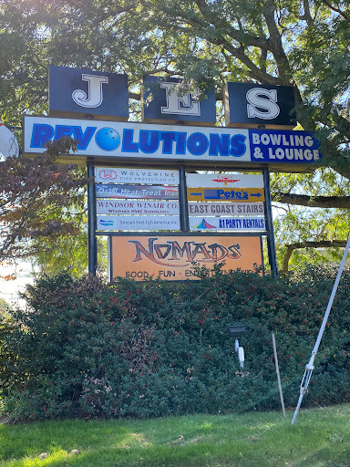 Bowling Alley «Revolutions Bowling & Lounge», reviews and photos, 60 Bidwell Rd, South Windsor, CT 06074, USA